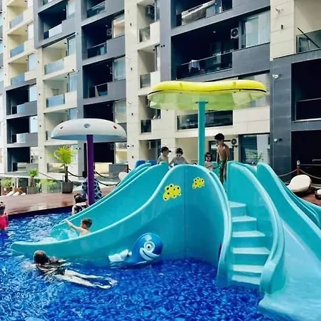 Stefan Promenada Family - Swimming Pool & Appartement Năvodari